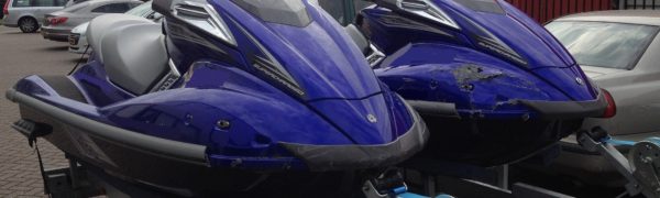 Waterscooter schade jetski reparatie polyester reparatie