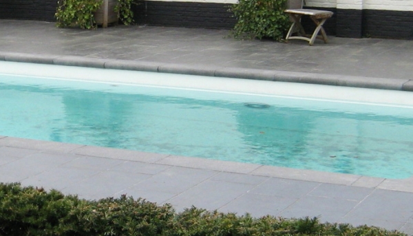 Polyester zwembad