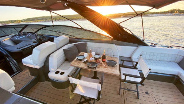 Sunseeker Predator 56